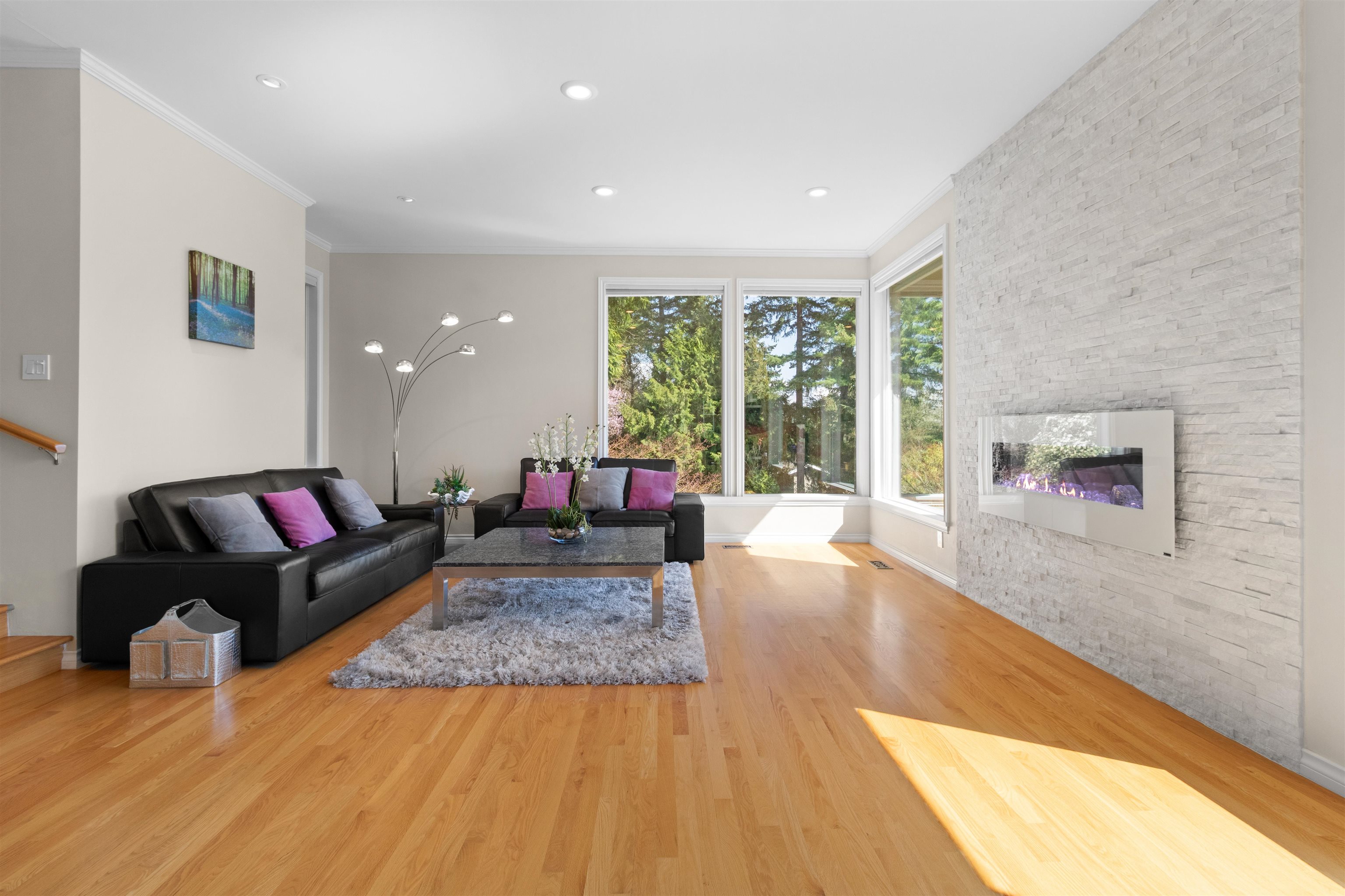 Residential in West Vancouver 3