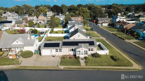 2 Hilltop Ave, South Amboy, NJ, 08879-1239 | Card Image