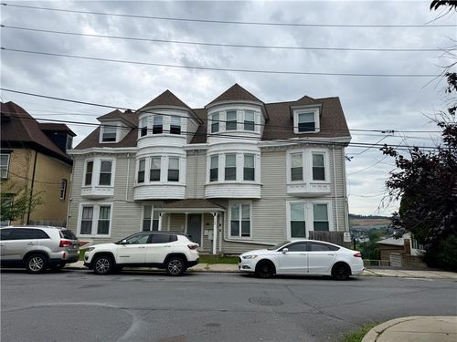 3w-700 Wolf Avenue, EASTON, PA, 18042 | Card Image