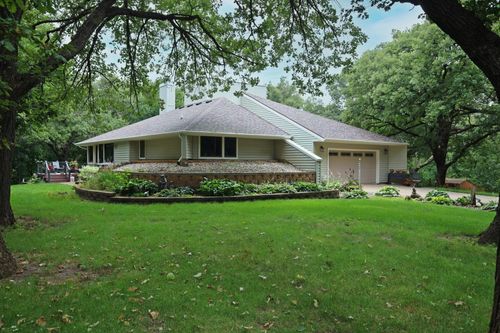 1827 381st Ave, Estherville, IA, 51334-7603 | Card Image