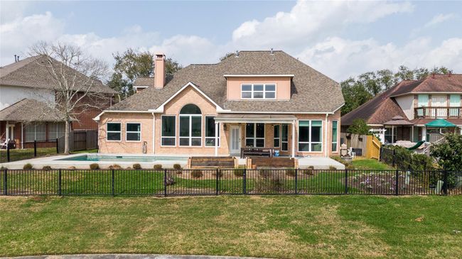 6310 Hidden Crest Way, House other with 5 bedrooms, 4 bathrooms and 2 parking in Sugar Land TX | Image 47
