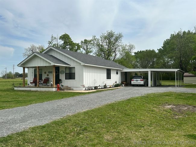 611 E Highway 1, House other with 3 bedrooms, 2 bathrooms and null parking in Allen OK | Image 6