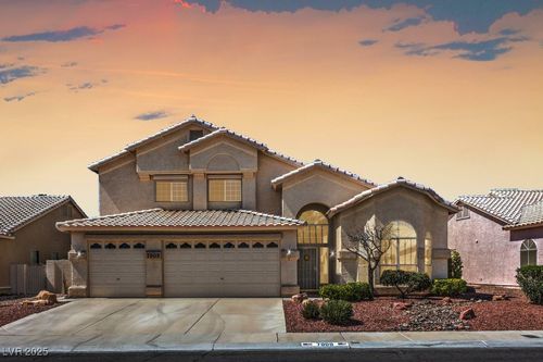 7909 Safari Ln, Las Vegas, NV, 89129-5440 | Card Image