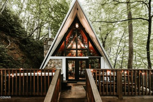 1155 Ski Mountain Rd, Gatlinburg, TN, 37738-3840 | Card Image