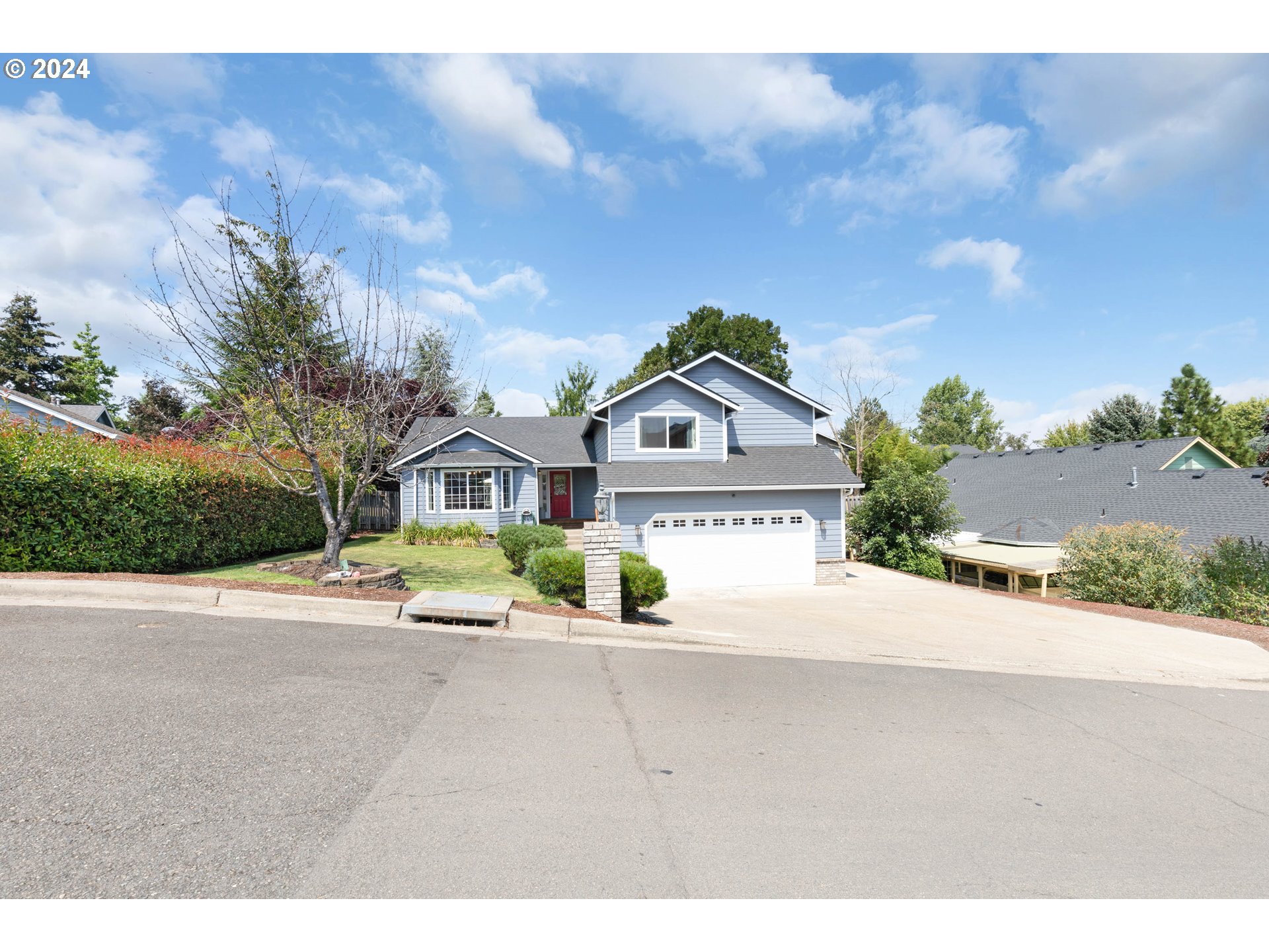 Chandler Dr, Roseburg, OR 97471