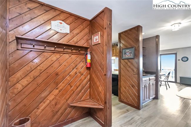 200-F - 170 Crestview Ln, Condo with 1 bedrooms, 1 bathrooms and null parking in Sugar Mountain NC | Image 5