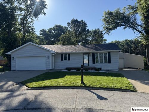 758 W Park Cir, Wahoo, NE, 68066-1532 | Card Image