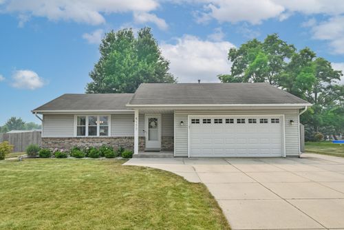 4177 W Amberidge Dr, Franklin, WI, 53132-8754 | Card Image