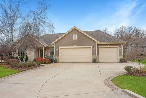 26545 Nordic Ridge Dr, Waterford, WI, 53185-5509 | Card Image