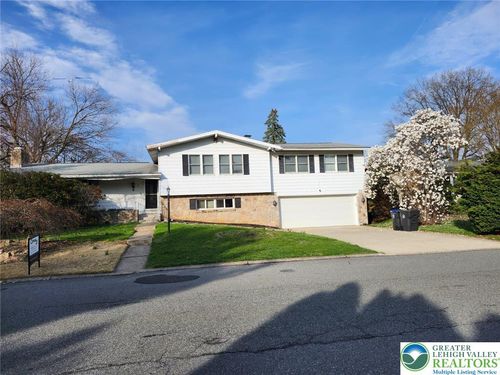 811 S Glenwood St, ALLENTOWN, PA, 18103-3735 | Card Image