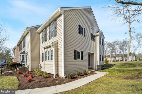 3405 Bridlewood Dr, GLEN MILLS, PA, 19342-8113 | Card Image