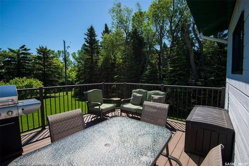 447 1st St E, Annaheim, SK, S0K2J0 | Card Image