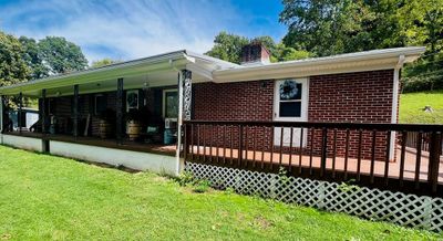 944 Spring Hill Road, House other with 3 bedrooms, 2 bathrooms and 1 parking in Cedar Bluff VA | Image 1