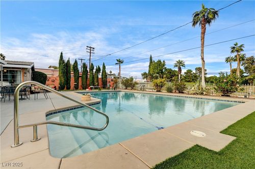 n-1914 Ottawa Dr, Las Vegas, NV, 89169-3305 | Card Image