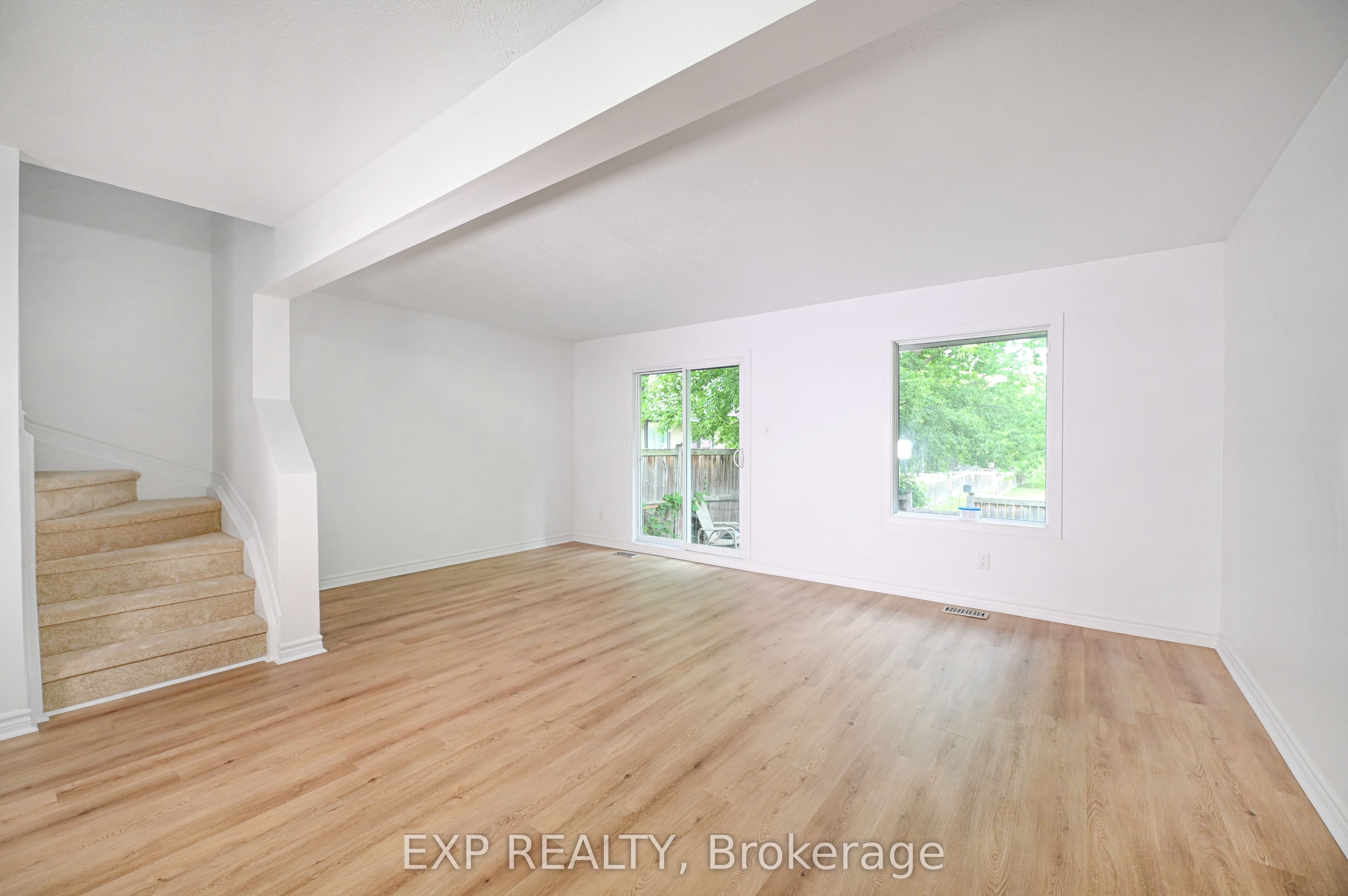 Residential Lease in Blossom Park - Airport and Area 2