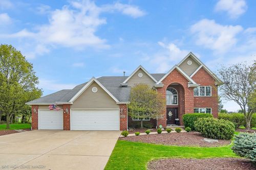 1336 Hickory Creek Dr, New Lenox, IL, 60451-3451 | Card Image