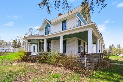 423 W Upton Ave, Reed City, MI, 49677-1151 | Card Image