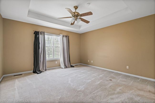 1752 Thistle Dr, Condo with 2 bedrooms, 3 bathrooms and null parking in Canton MI | Image 16