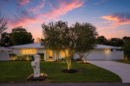 718 Sw 27th Pl, Boynton Beach, FL, 33435-7979 | Card Image