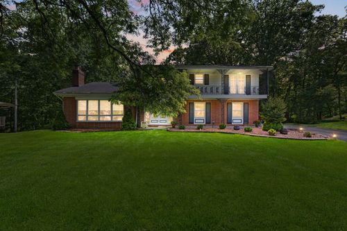 20864 Thornwood Drive, Olympia Fields, IL, 60461 | Card Image