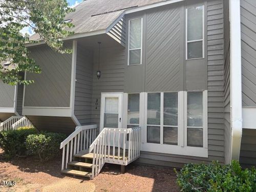 204 Virginia Pl, Cary, NC, 27513-5271 | Card Image