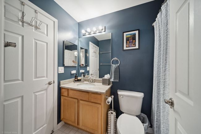 9343 Waterfall Glen Blvd, Townhouse with 3 bedrooms, 2 bathrooms and 2 parking in Darien IL | Image 17