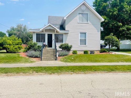 309 S Mill St, Fairmount, IN, 46928-1943 | Card Image