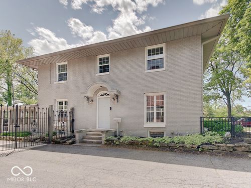 27 W 46th St, Indianapolis, IN, 46208-3543 | Card Image
