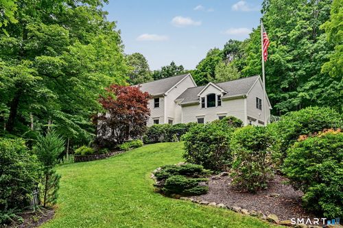 380 Black Rock Tpke, Redding, CT, 06896-1705 | Card Image