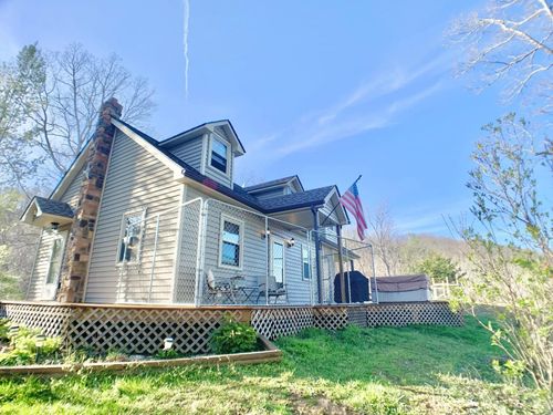 7150 Mill Branch Rd, Covington, VA, 24426-7333 | Card Image