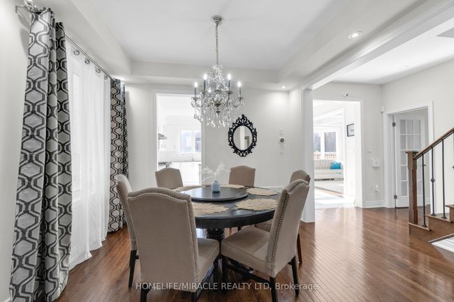 49 Lavallee Cres, House other with 6 bedrooms, 5 bathrooms and 4 parking in Brampton ON | Image 6
