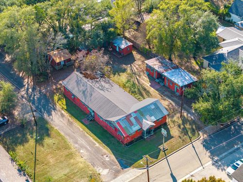 281 E Goshen St, Canton, TX, 75103-1842 | Card Image