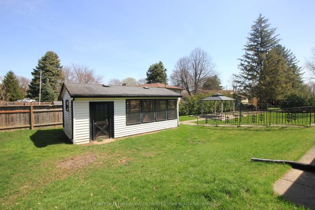 2294 Gore St, House other with 4 bedrooms, 2 bathrooms and 4 parking in Mount Brydges ON | Image 41