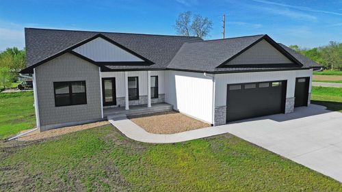 101 Pine Ridge Road, New Hartford, IA, 50660 | Card Image