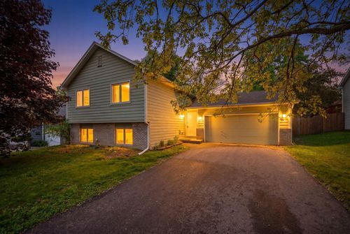 12967 Eagle Bluff Dr, Burnsville, MN, 55337-6632 | Card Image