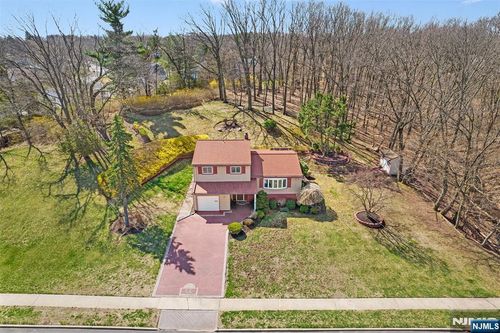 56 Winston Dr, Somerset, NJ, 08873-2349 | Card Image