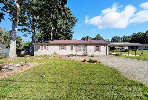 1538 Kings Rd, Hickory, NC, 28602-9434 | Card Image