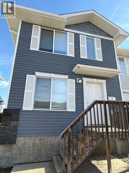 10-4729 18 St, Lloydminster, SK, S9V1P3 | Card Image