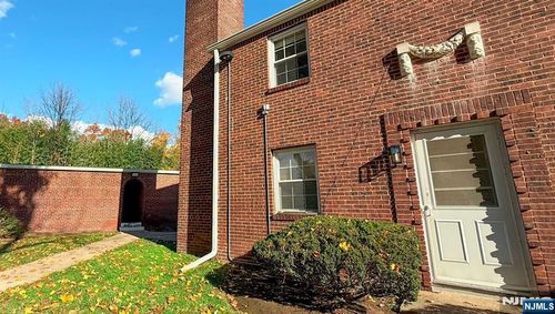 63 Hudson Ave, Ridgefield Park, NJ, 07660-1734 | Card Image