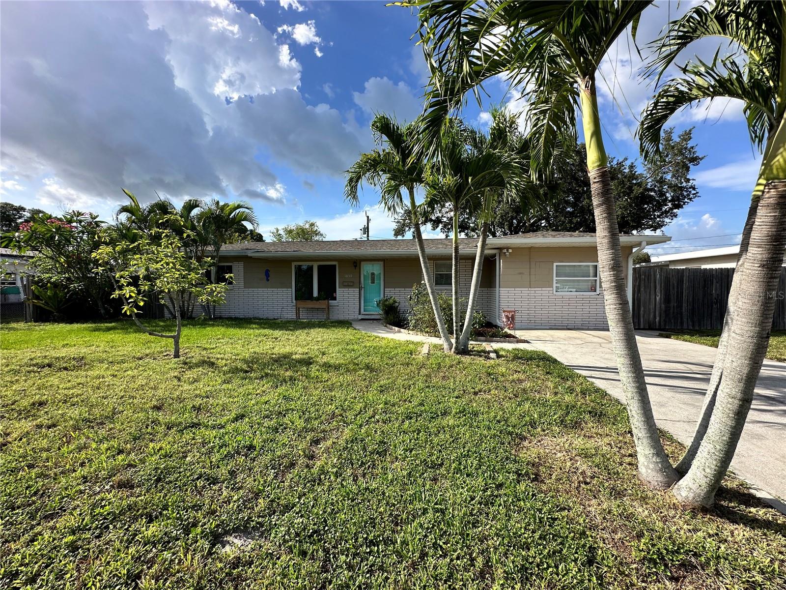 67th Ave, Saint Petersburg, FL 33702