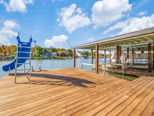 504 Kiowa Dr E, Lake Kiowa, TX, 76240-9566 | Card Image