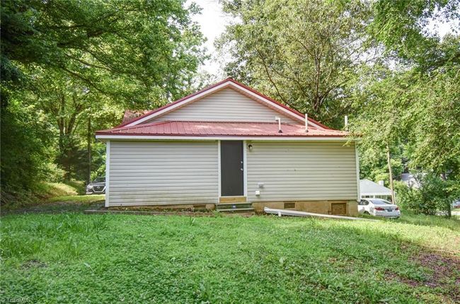 1215 E Russell Ave, House other with 3 bedrooms, 1 bathrooms and null parking in High Point NC | Image 25