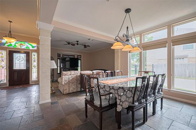 15014 Redbud Leaf Ln, House other with 4 bedrooms, 2 bathrooms and 3 parking in Cypress TX | Image 9