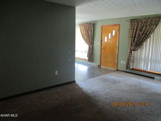 452 Shawnee Dr, House other with 2 bedrooms, 2 bathrooms and null parking in Roaring Spring PA | Image 6