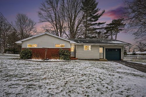 529 Hill Road Ct, Marshall, MI, 49068-1331 | Card Image