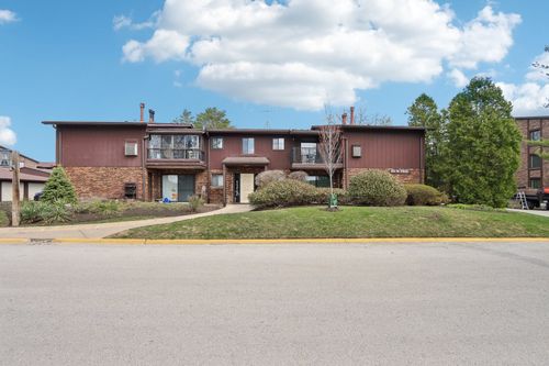 apt-102-68 Pier Dr, Westmont, IL, 60559-3274 | Card Image