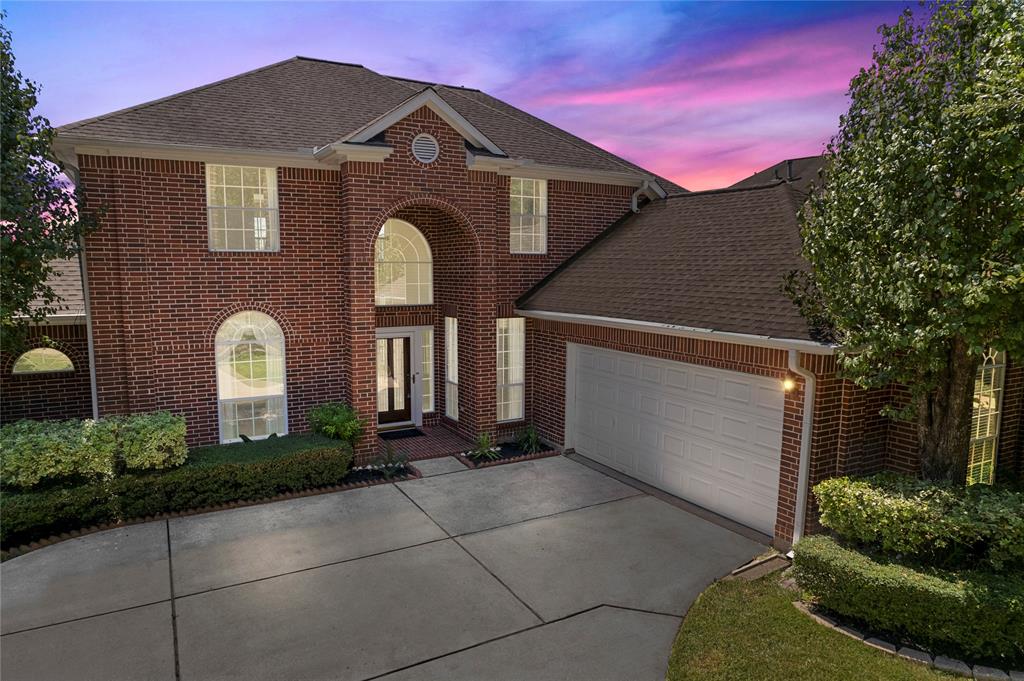 Summer Bay Dr, Sugar Land, TX 77478