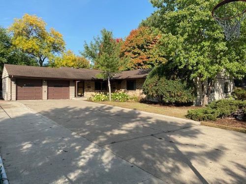 6328 Peacedale Ave, Edina, MN, 55424-1928 | Card Image