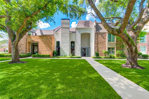 438 E Fair Harbor Ln, Houston, TX, 77079-2564 | Card Image