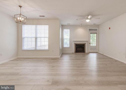 unit-315i-400 Symphony Cir, COCKEYSVILLE, MD, 21030-2038 | Card Image